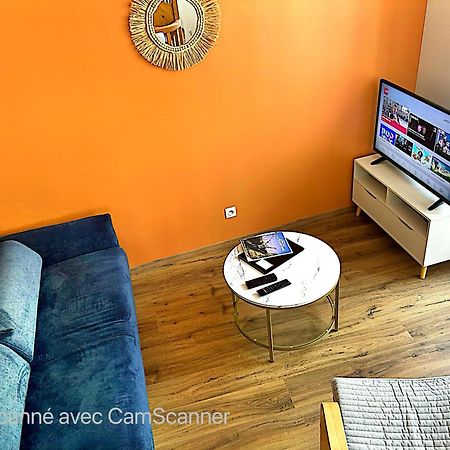 Superbe Duplex Coeur De Ville 3 Etoiles Jonzac Exteriör bild